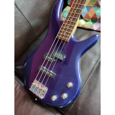Ibanez GSR200